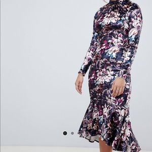 Velvet midi peplum dress!!!